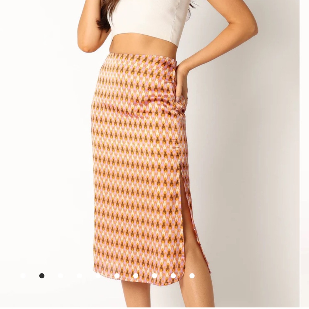 Stylish Orange & Purple Geometric Patterned Skirt